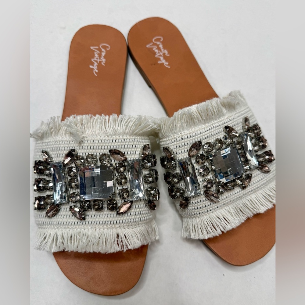 Crown Vintage White Gloriana Slides